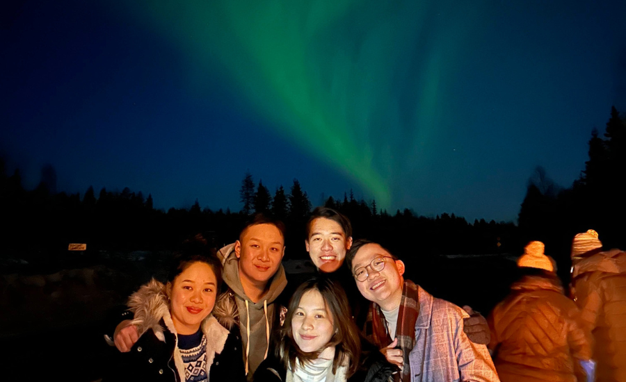 Edwina &amp; friends seeing the northern lights in Finland.