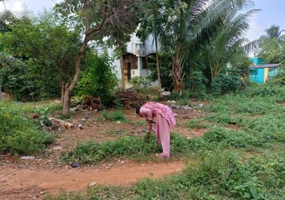 A researcher from the team searching for chiggers in a rural village in India. Credit: LSHTM