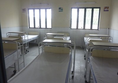 Photo of an empty hospital ward by Ayaz Qureshi