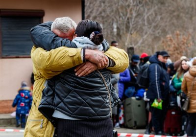 26 February 2022, Ukraine, Uzhgorod-Vyshne Nemeckoe: Refugees from Ukraine on the border with Slovakia (checkpoint &quot;Uzhgorod-Vyshne Nemeckoe&quot;) in the Zakarpatya regions. — Photo by Fotoreserg