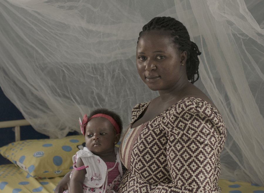 Simi-Joseph &amp; her daughter in Plateau State, Nigeria. Credit: Pieter ten Hoopen/The Lancet Maternal Health Series